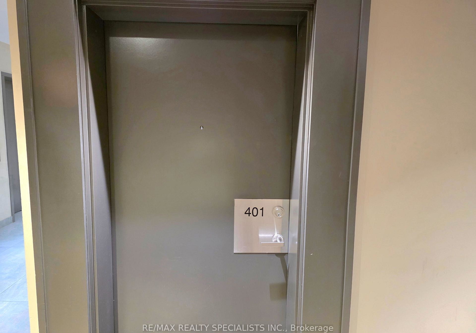 4040-upper-middle-road-burlington-ontario-w13111460