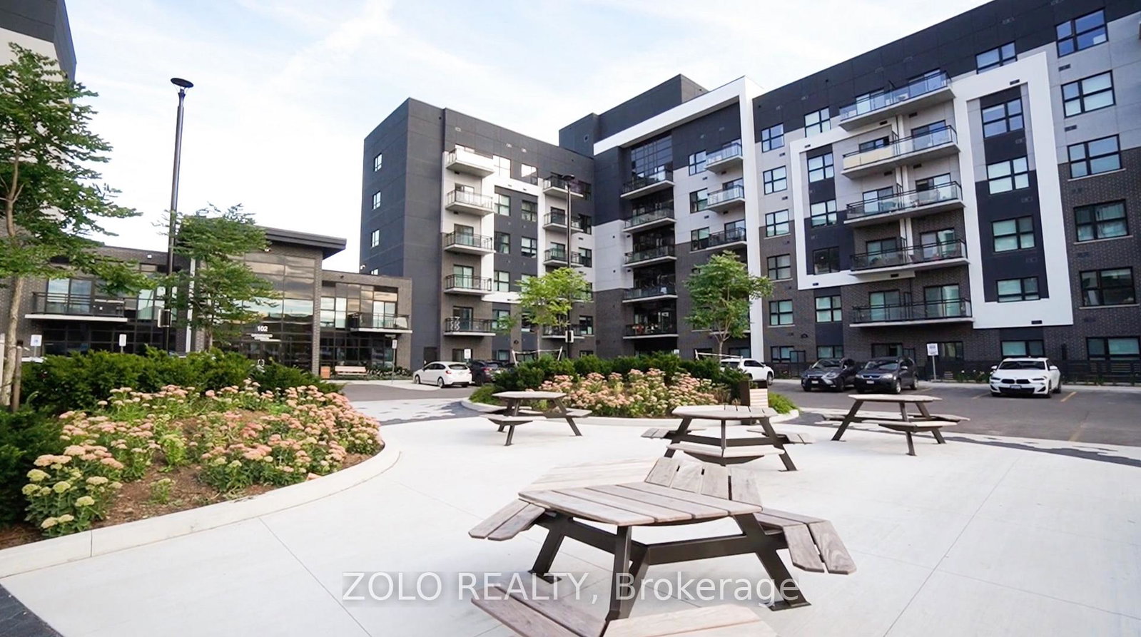 102-grovewood-common-oakville-ontario-w13111914