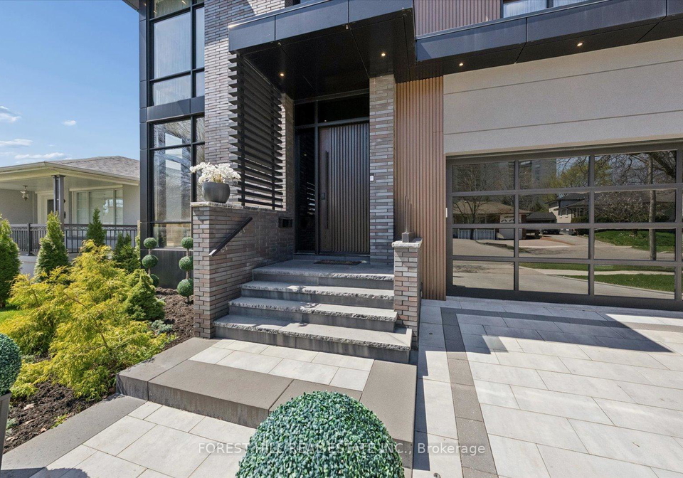 16-lemonwood-drive-etobicoke-ontario-w13112016