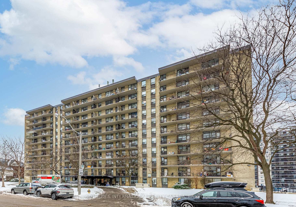 135-tyndall-avenue-toronto-ontario-w13112200