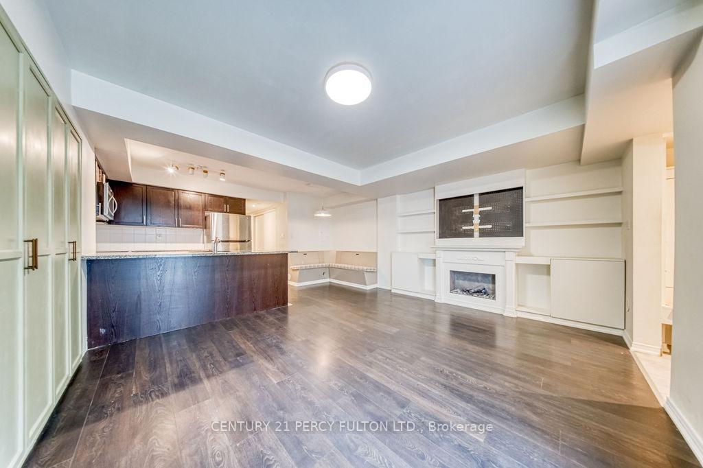 3-applewood-lane-w-etobicoke-ontario-w13112202