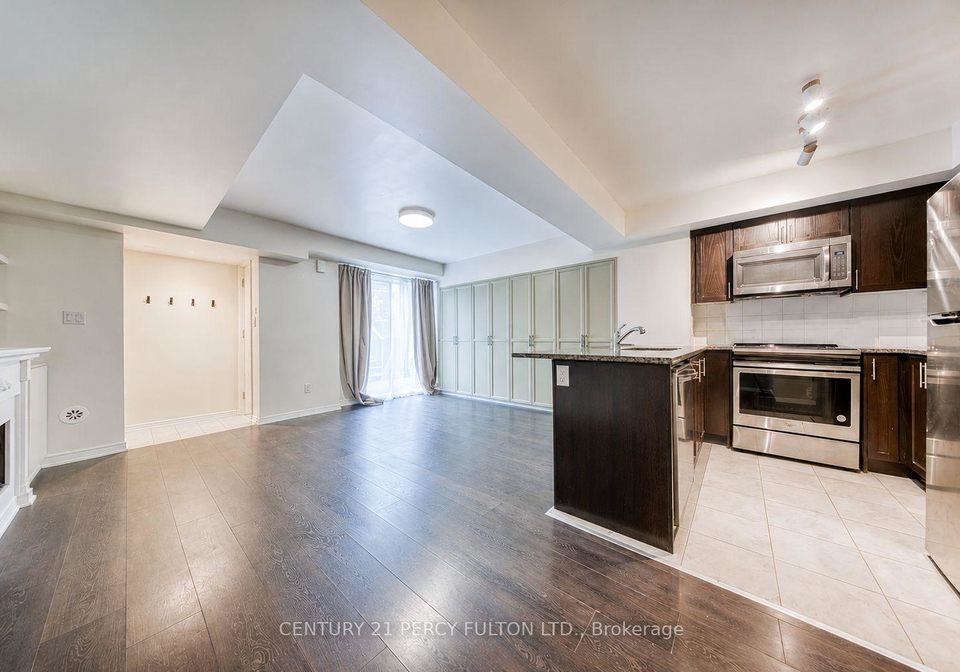 3-applewood-lane-w-etobicoke-ontario-w13112202