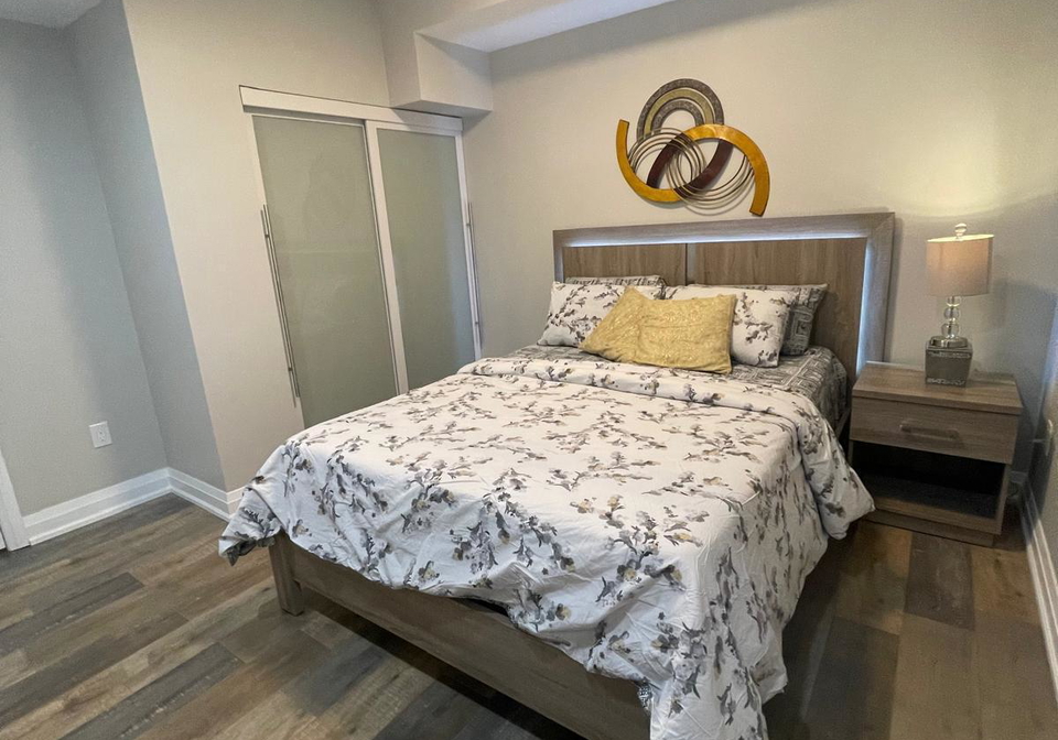 1438-everest-crescent-oakville-ontario-w13112368
