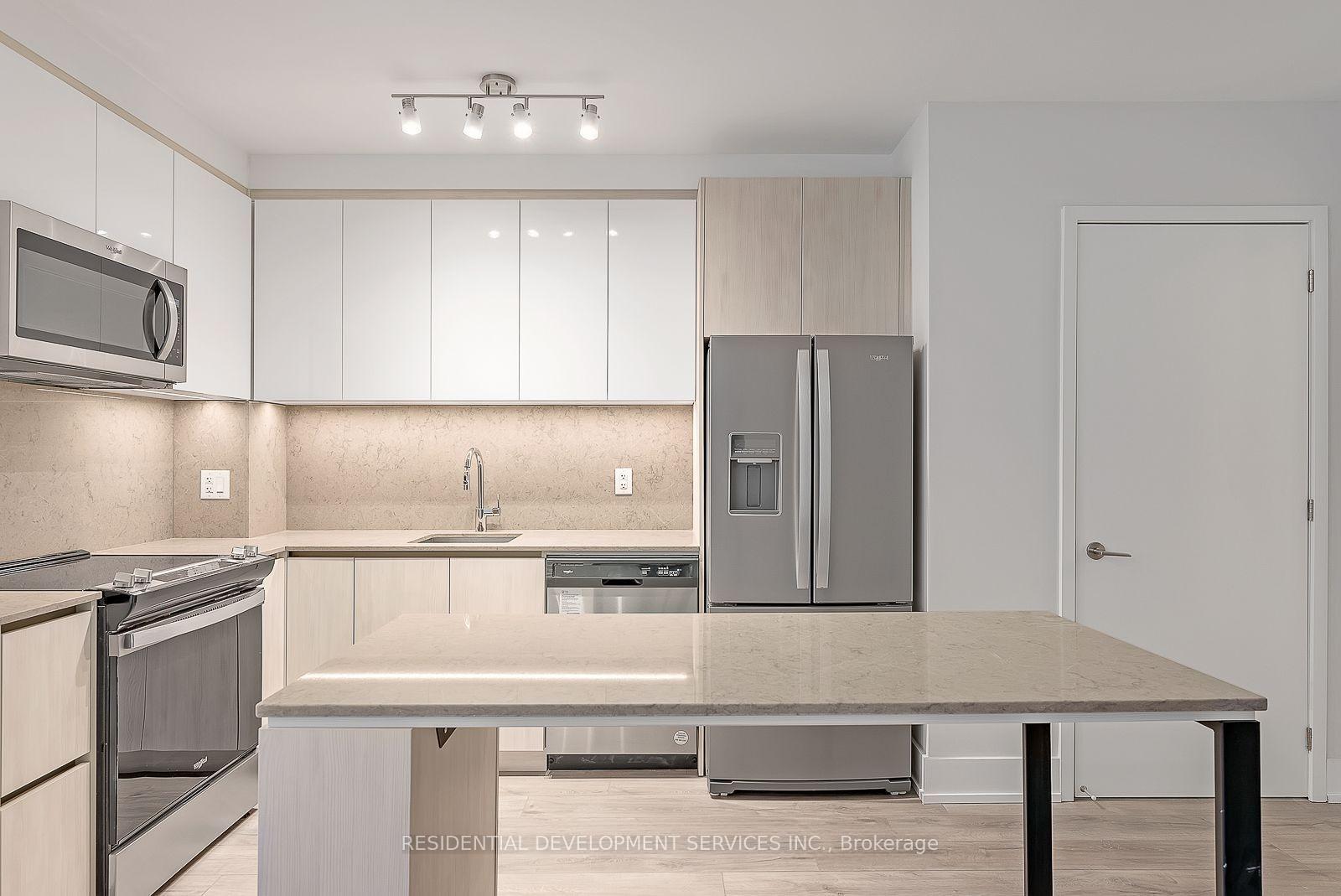 15-maryport-avenue-york-ontario-w13112416