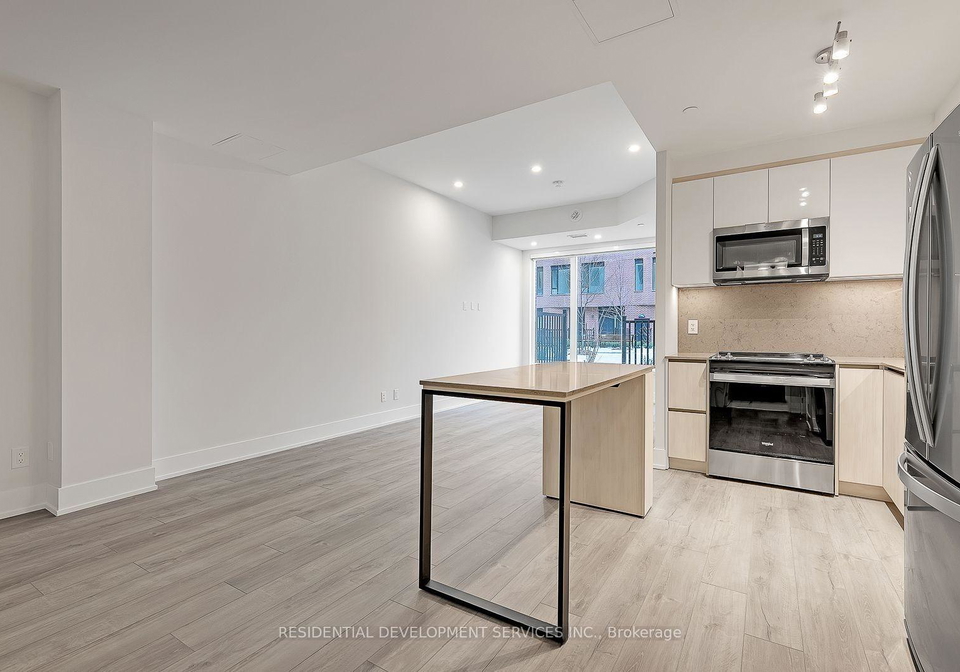 15-maryport-avenue-york-ontario-w13112416