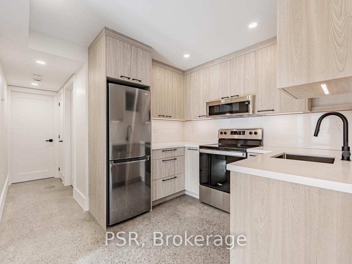 33-parkway-avenue-toronto-ontario-w13112448