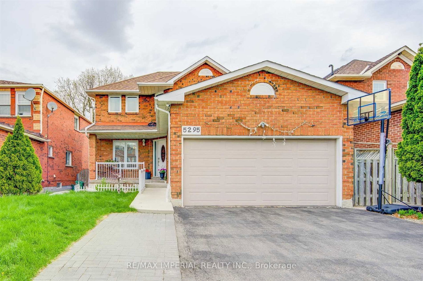 5295-thornwood-drive-mississauga-ontario-w13112494