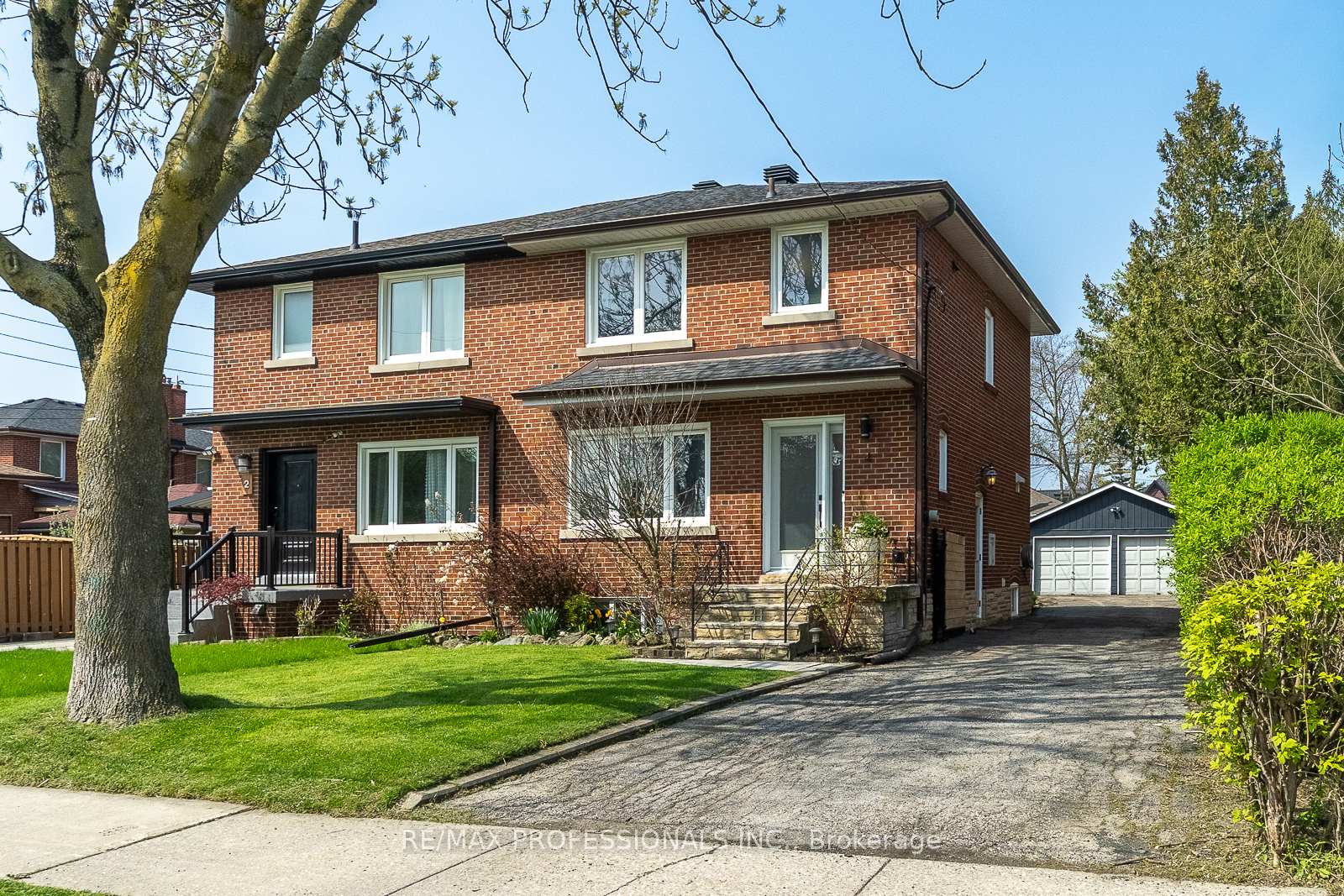 4-edilou-drive-etobicoke-ontario-w13112516