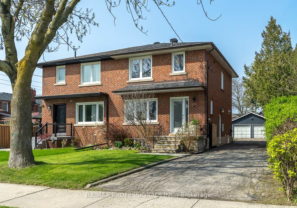 4-edilou-drive-etobicoke-ontario-w13112516