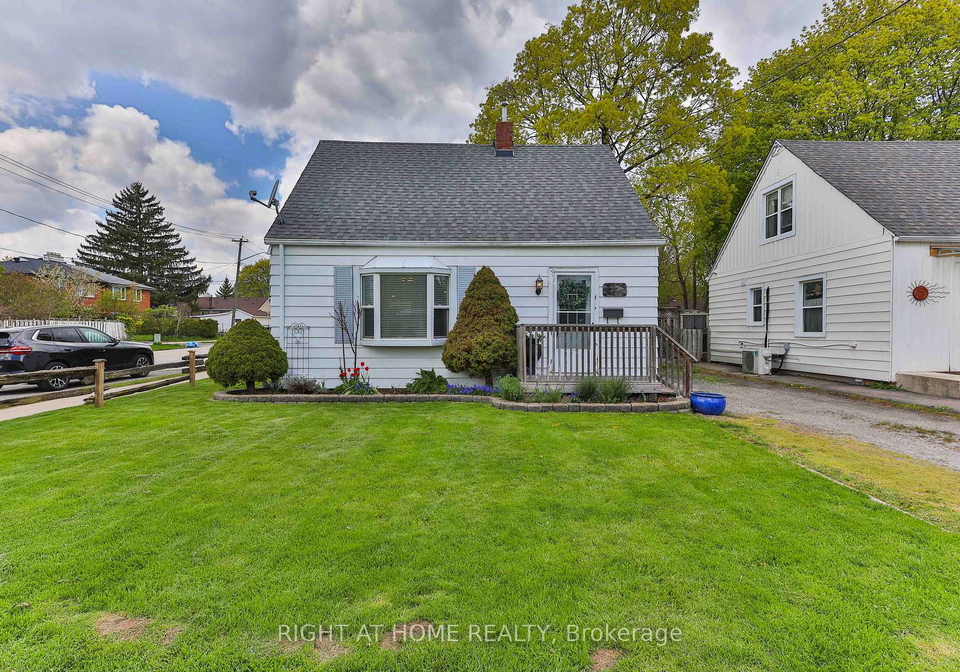 37-stewart-street-oakville-ontario-w13112556