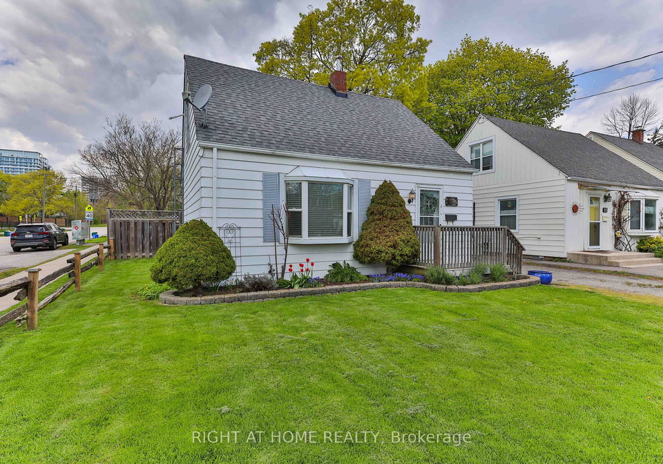 37-stewart-street-oakville-ontario-w13112556