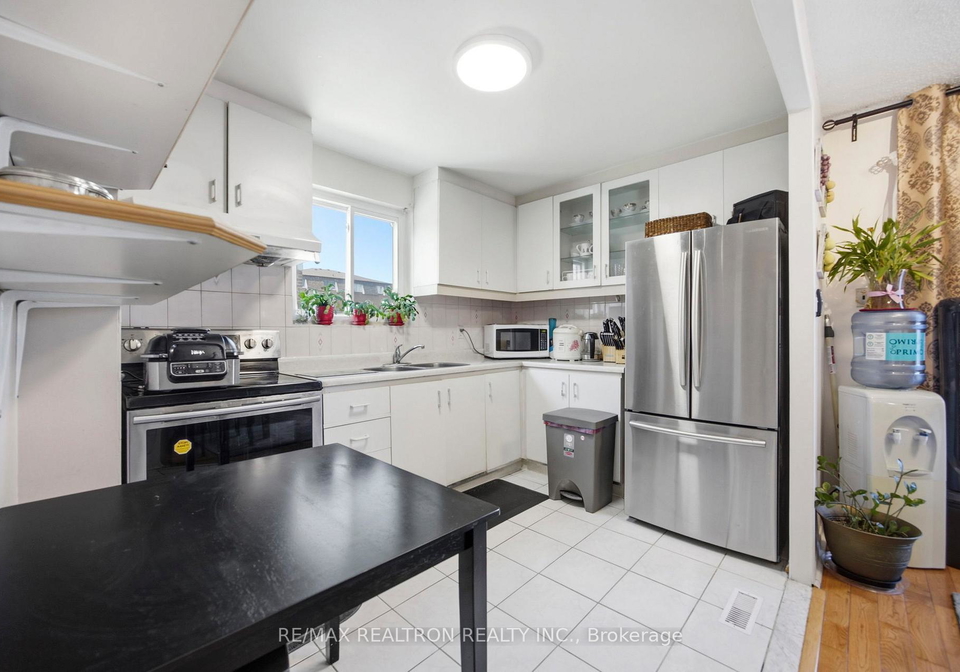 12-san-vito-way-york-ontario-w13112868