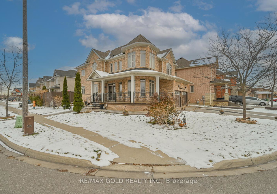 15-vanwood-crescent-brampton-ontario-w13112974
