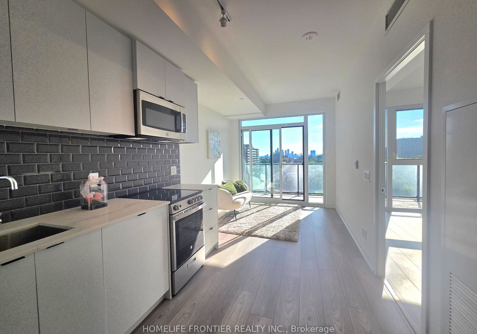 1182-king-street-w-toronto-ontario-w13113010