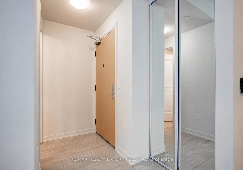 38-annie-craig-drive-etobicoke-ontario-w13113080