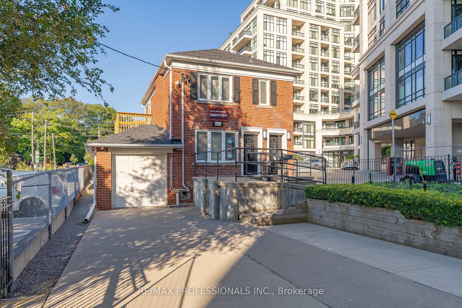 5a-old-mill-drive-toronto-ontario-w13113130