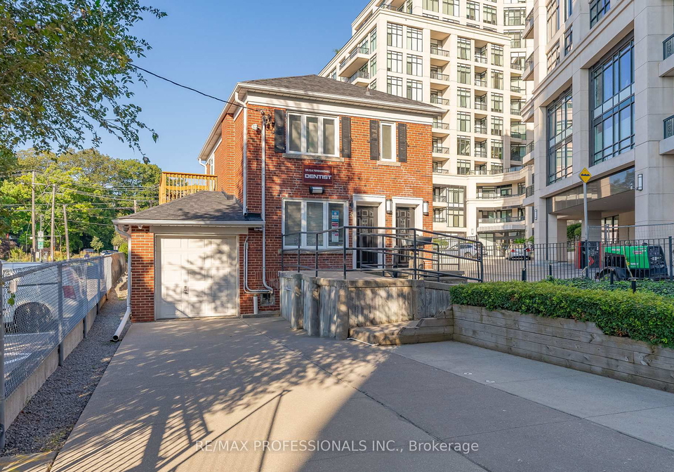 5a-old-mill-drive-toronto-ontario-w13113130