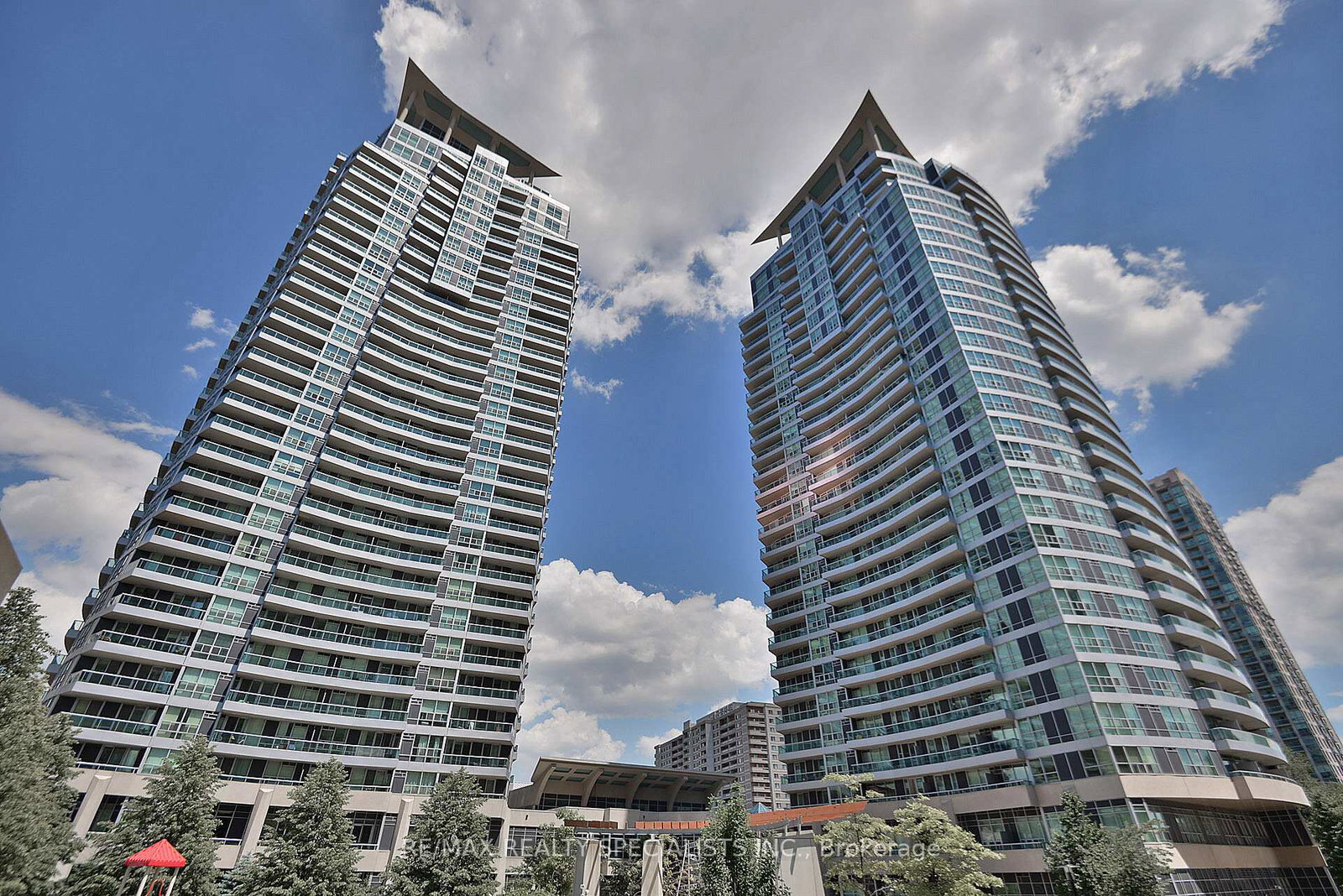 1-elm-drive-w-mississauga-ontario-w13113460