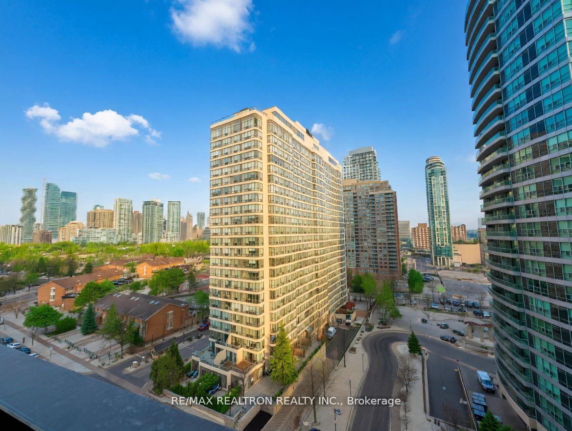 30-elm-drive-w-mississauga-ontario-w13113594
