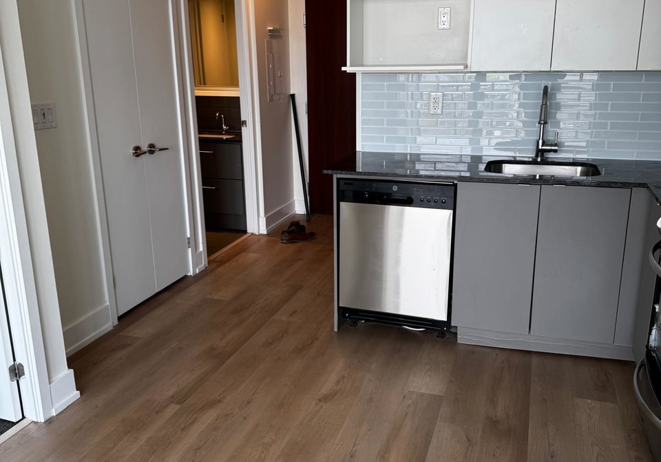160-flemington-road-north-york-ontario-w13113668
