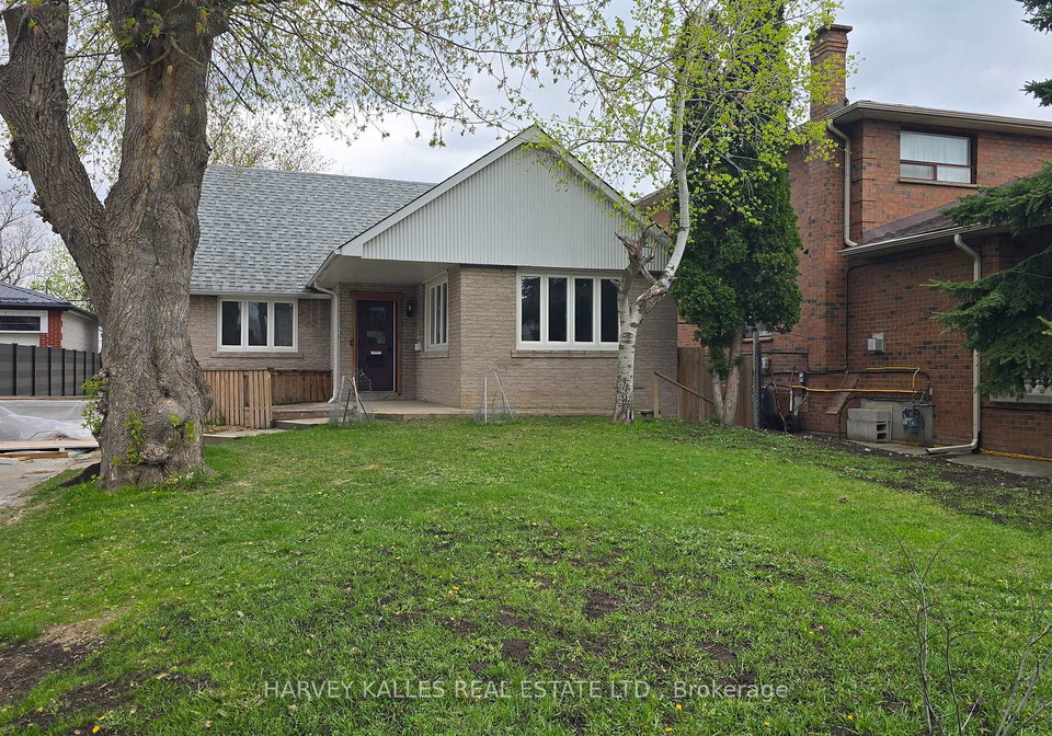 279-cornelius-parkway-york-ontario-w13113698