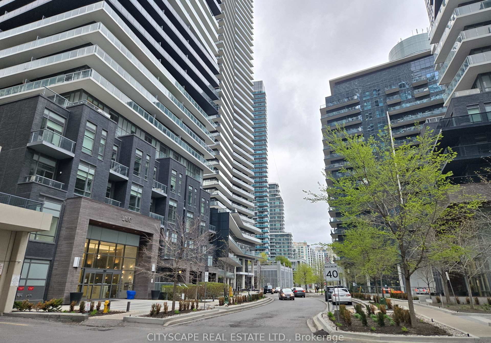 56-annie-craig-drive-etobicoke-ontario-w13113700