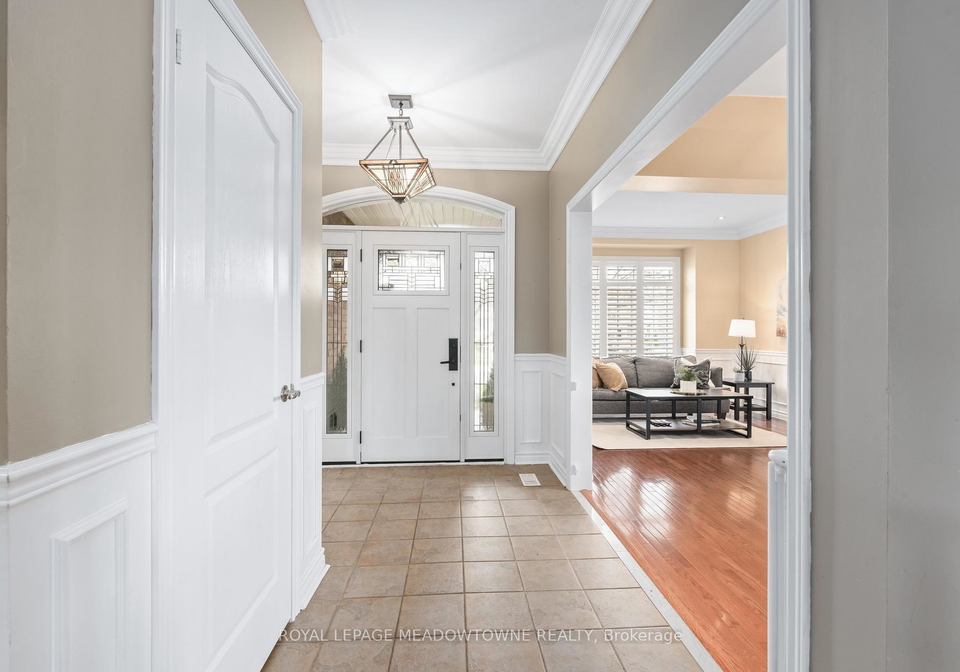 22-berton-boulevard-halton-hills-ontario-w13113752
