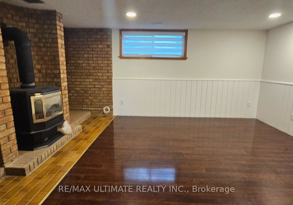 136-rustic-road-north-york-ontario-w13113790