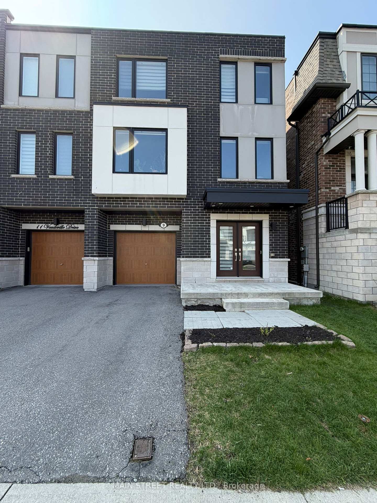 9-vaudeville-drive-etobicoke-ontario-w13113960