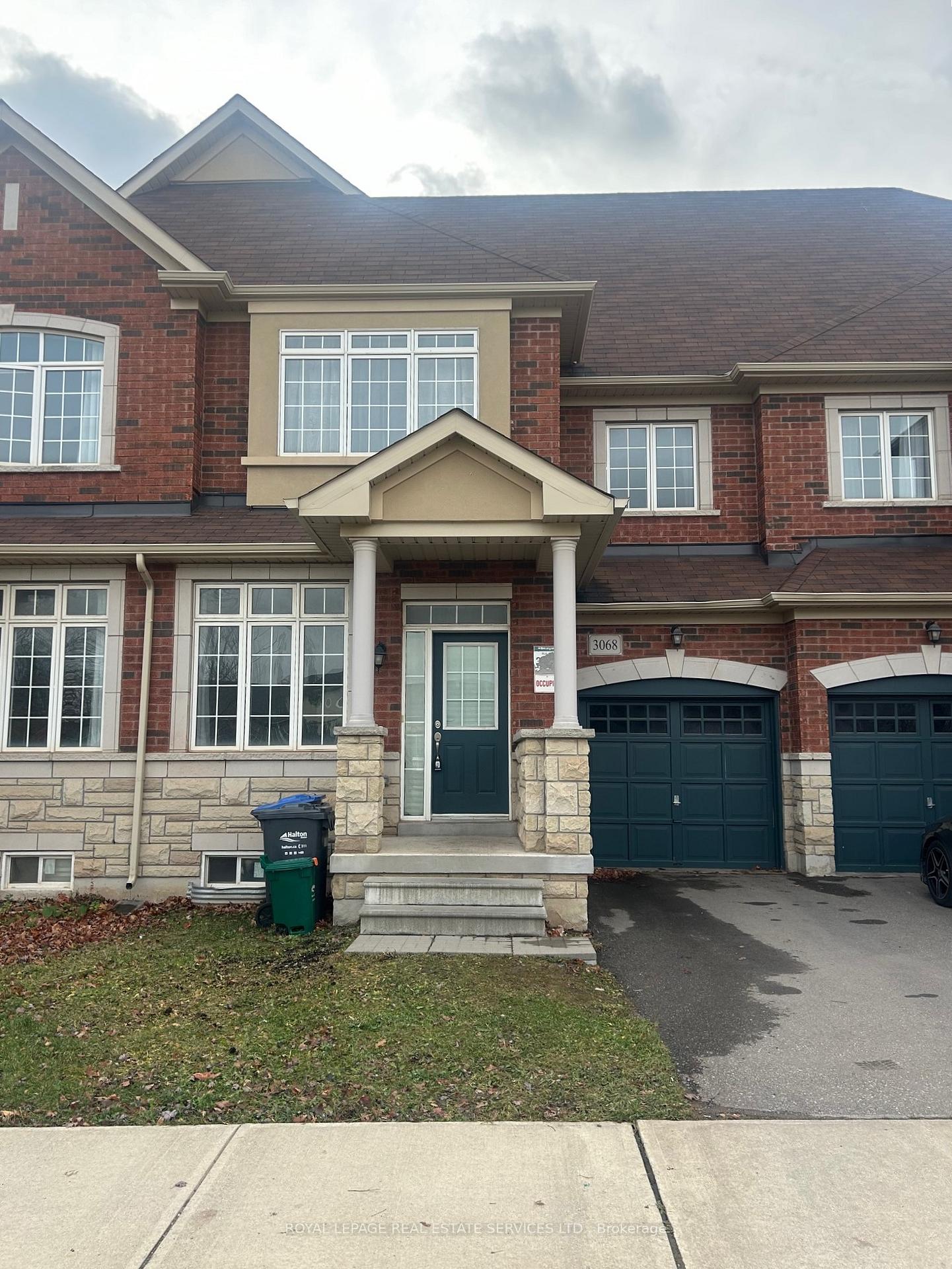 3068-eight-line-oakville-ontario-w13113976