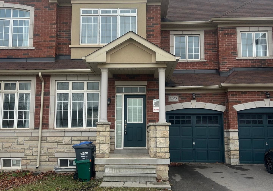 3068-eight-line-oakville-ontario-w13113976