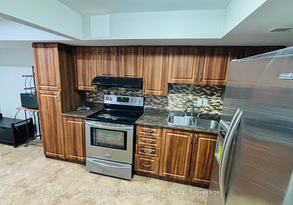 952-clark-boulevard-milton-ontario-w13114040