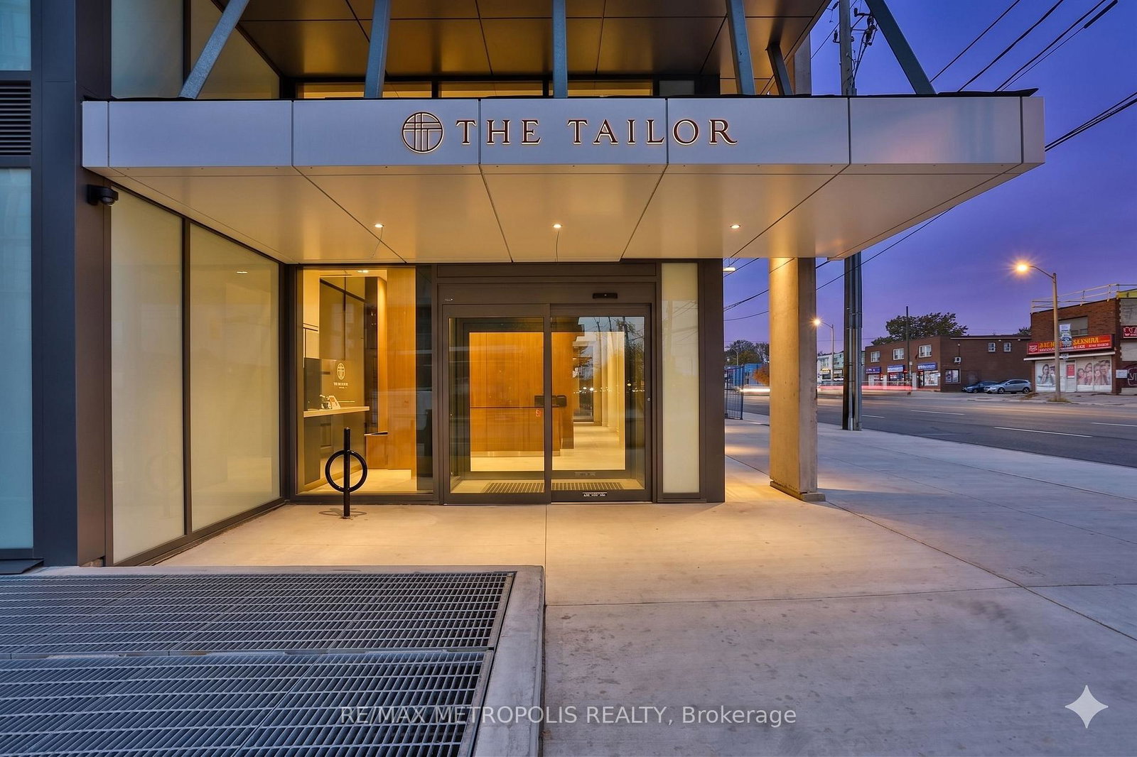 1195-the-queensway-etobicoke-ontario-w13114046