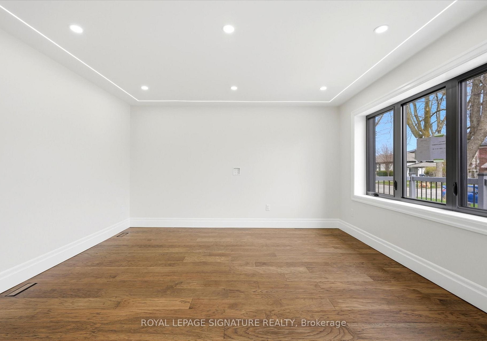 24-treeview-drive-etobicoke-ontario-w13114104