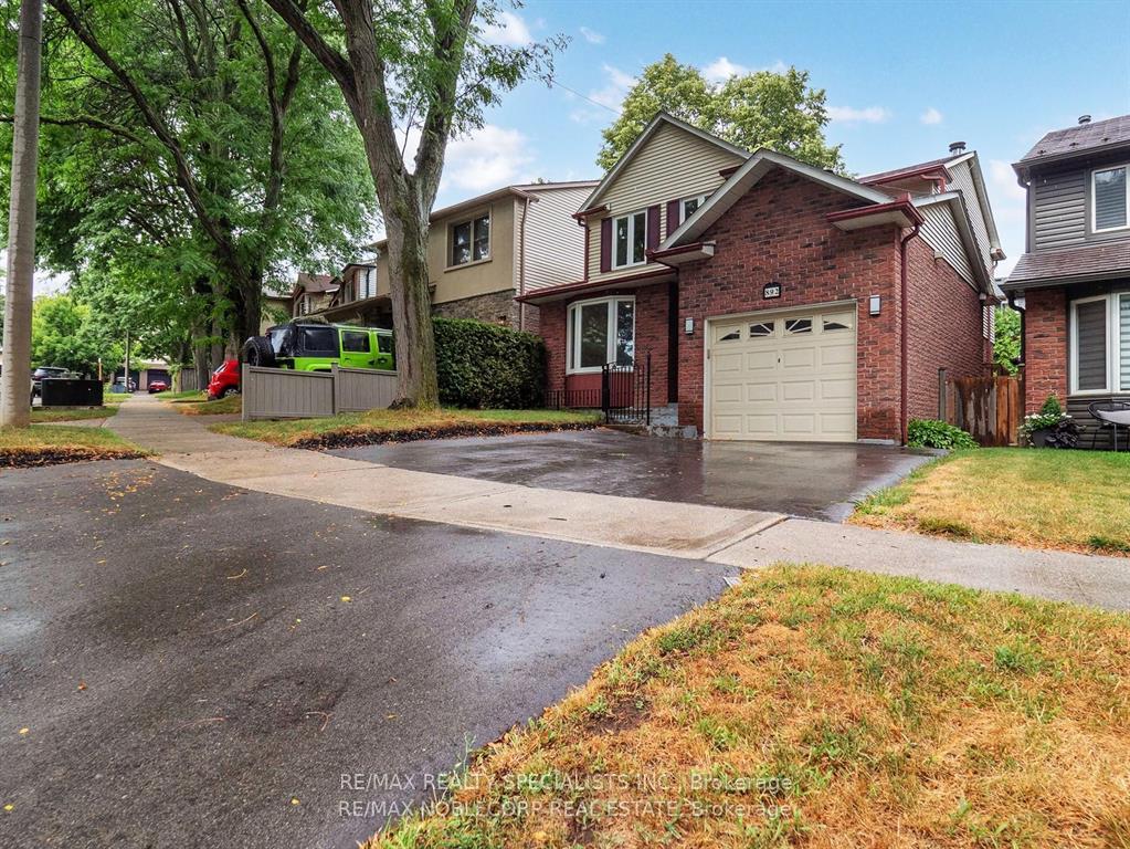 892-sweetwater-crescent-mississauga-ontario-w13114214