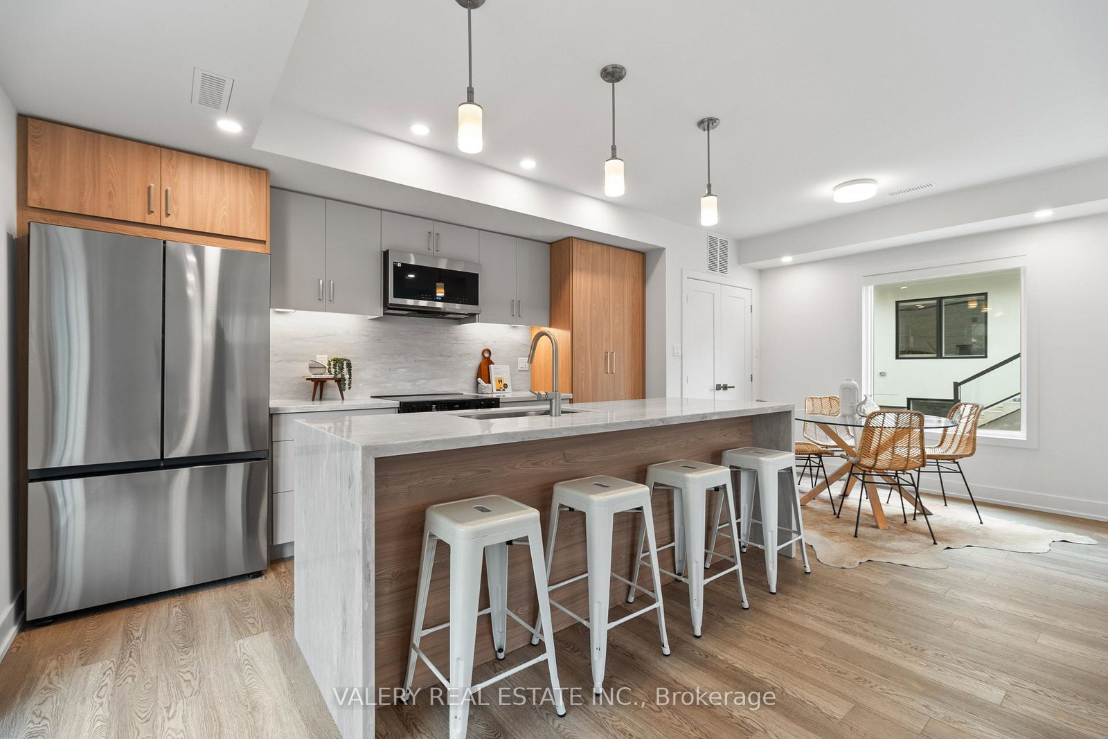 1acorn-avenue-etobicoke-ontario-w13114276