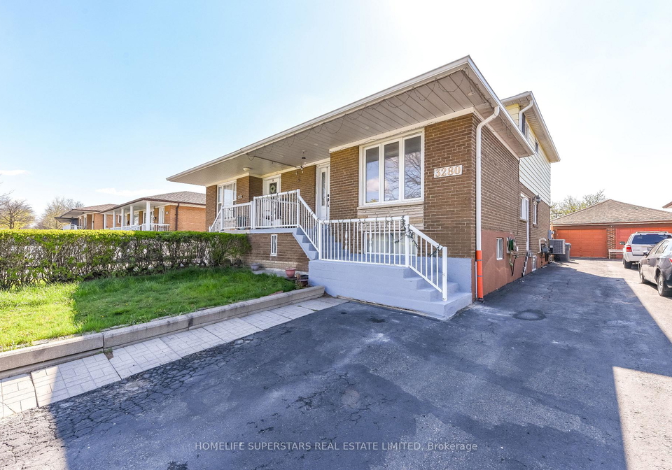 3280-clara-drive-mississauga-ontario-w13114416