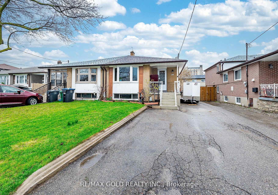 52-garfield-crescent-brampton-ontario-w13114438