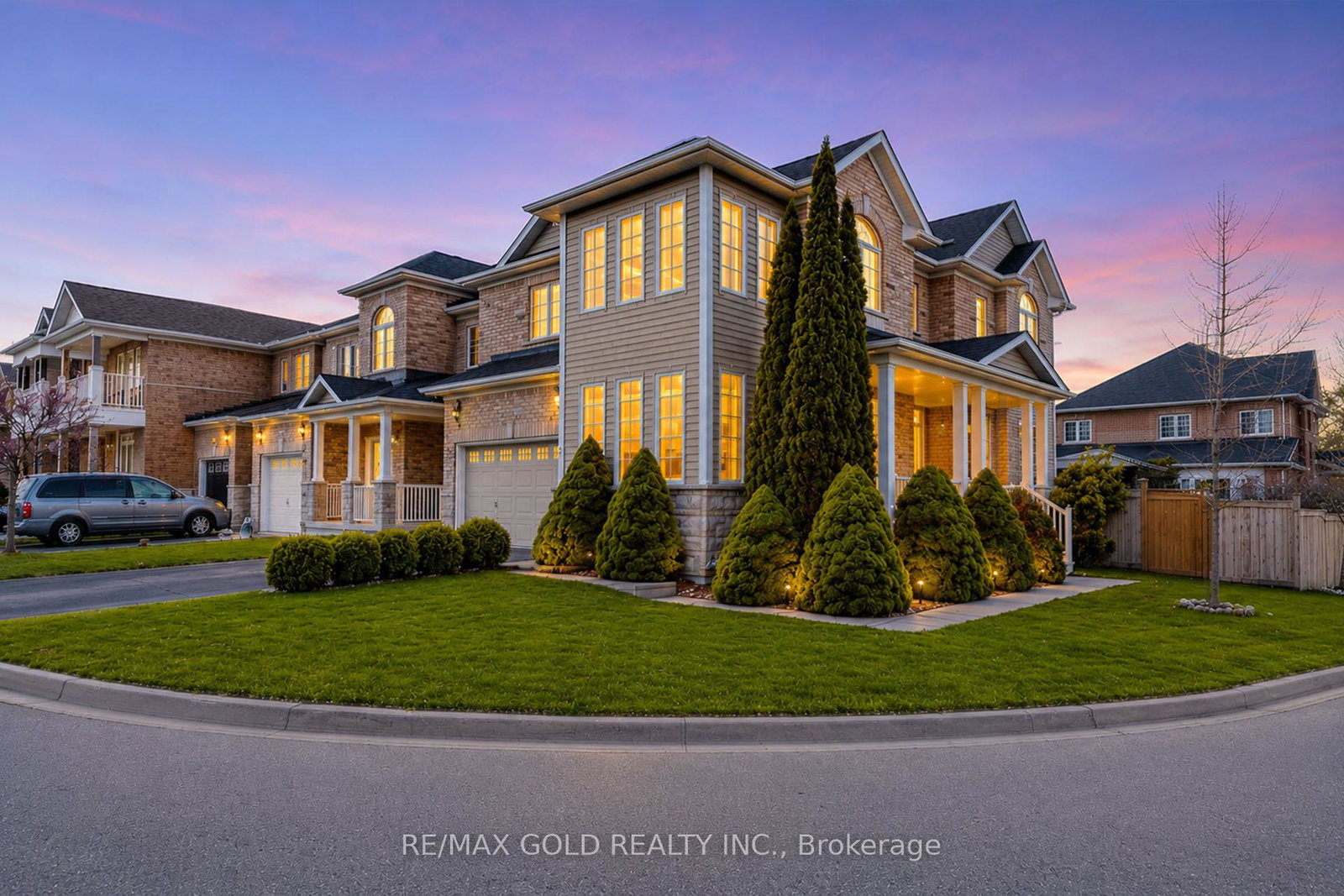 45-fishing-crescent-brampton-ontario-w13114506