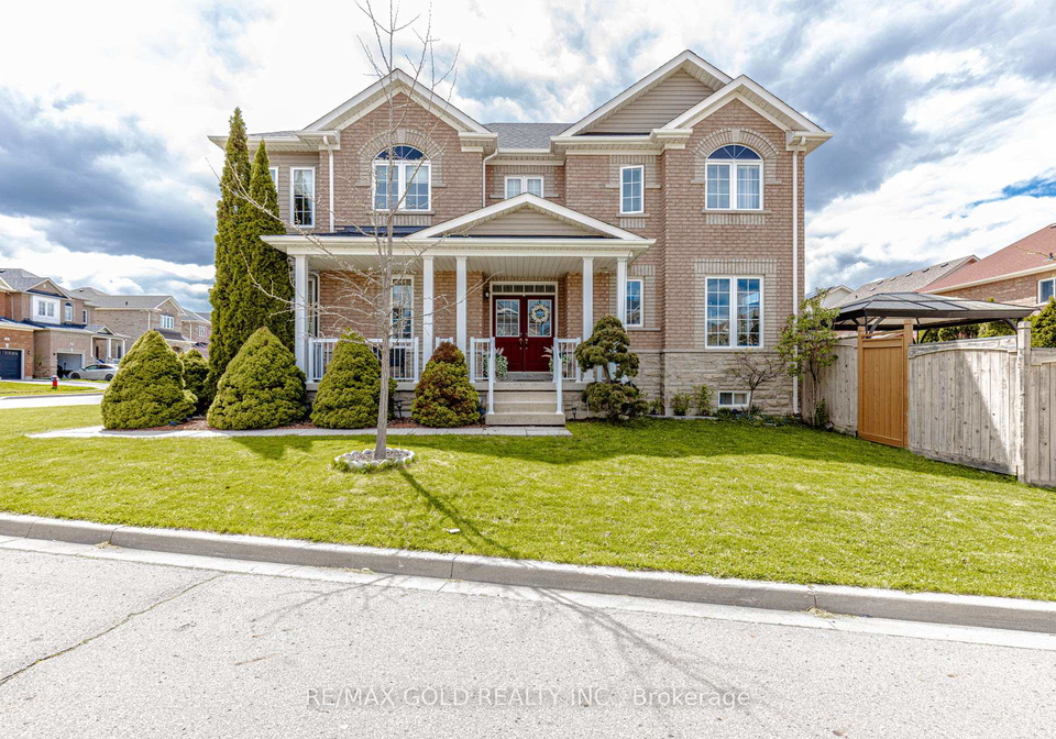 45-fishing-crescent-brampton-ontario-w13114506