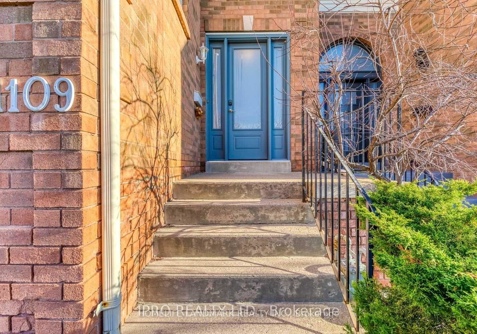 1109-lindsay-drive-oakville-ontario-w13114552
