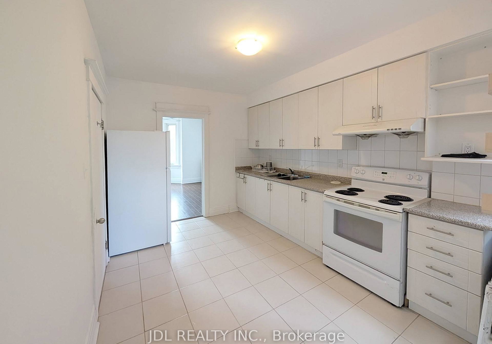 1294-bloor-street-w-toronto-ontario-w13114786