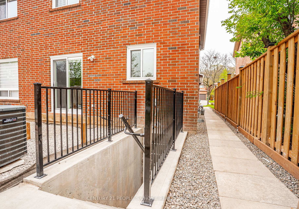 3476-kelso-crescent-mississauga-ontario-w13114852