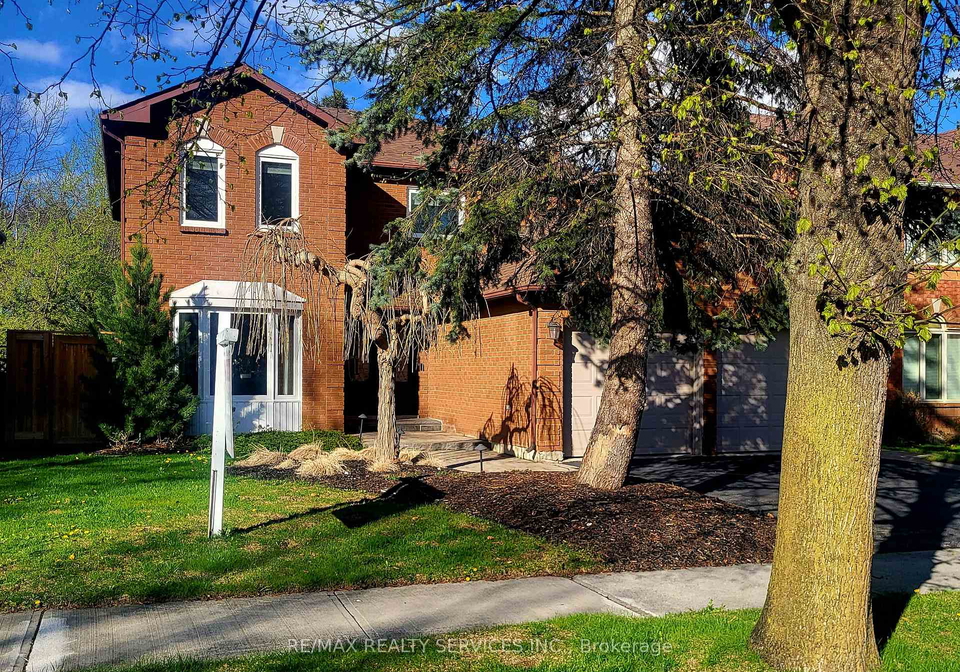 28-chickadee-crescent-brampton-ontario-w13114882