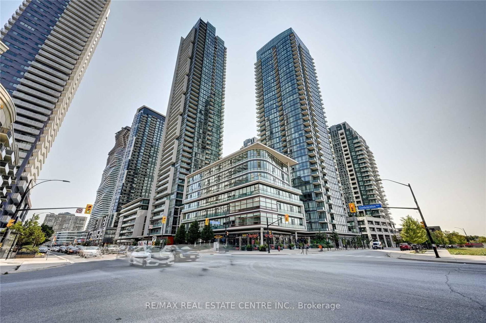 4070-confederation-parkway-mississauga-ontario-w13114884