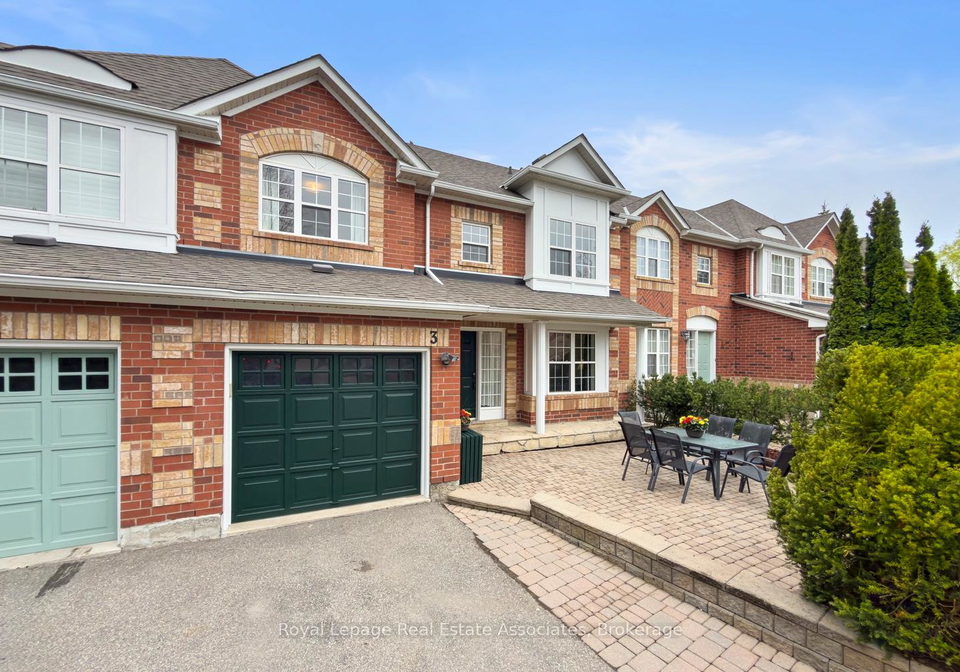199-hillcrest-avenue-mississauga-ontario-w13115172