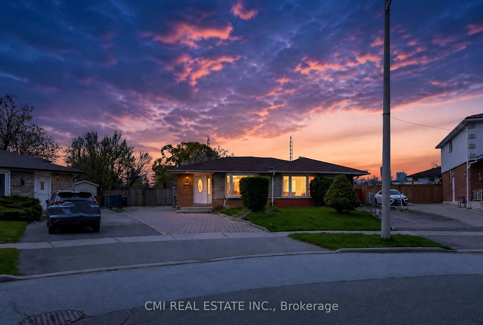 418-ginger-downs-mississauga-ontario-w13115286
