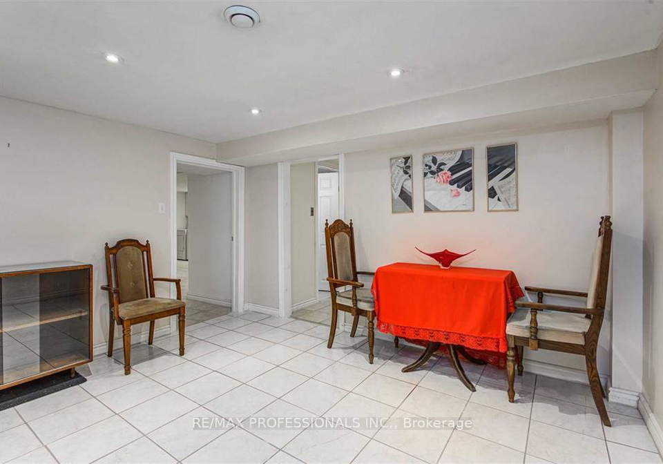 183-elmhurst-drive-etobicoke-ontario-w13115334
