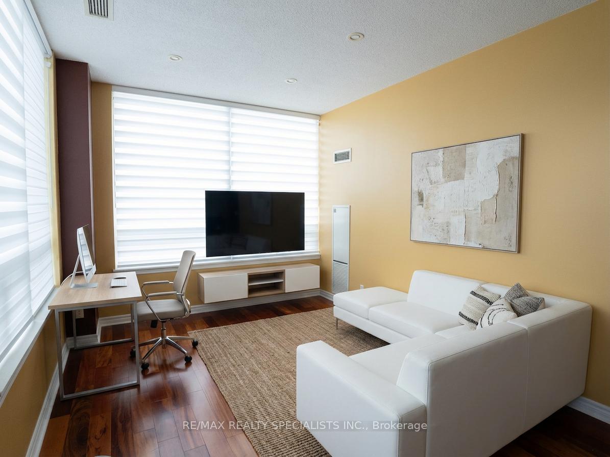 3504-hurontario-street-mississauga-ontario-w13115454