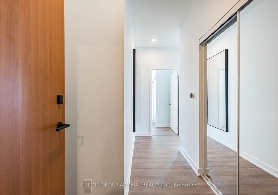 1660-bloor-street-w-toronto-ontario-w13116176